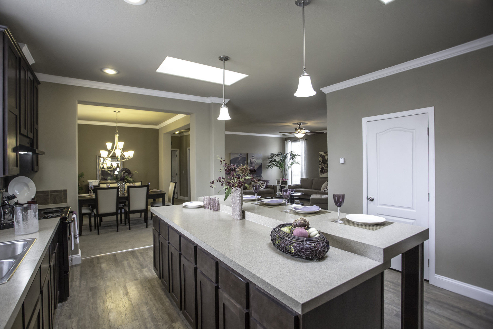 Winchester Bay 3 bed / 2 bath / 1963 sqft affordable home for 96900 Model HD3068 from Homes